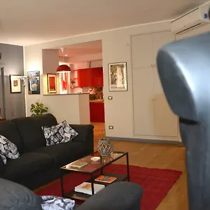 Apartamento Luci Della Citta Palazzo San Matteo 